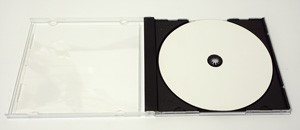 Cd-kotelo 1-os. (+tray) kirkas