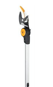 Teleskooppileikkuri UPX86 Fiskars 2,4-4m